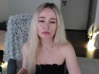 _Xyliganka777_ webcam bongacams model stream image
