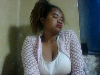Marie121 webcam model stream image