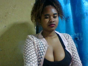 Marie121 webcam model stream image