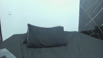 Emer_santos webcam model stream image