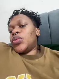 BonnyMolhada webcam stripchat model stream image