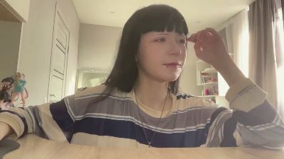 RegeniaWicka webcam model stream image
