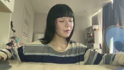 RegeniaWicka webcam model stream image