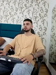 Michael_magno webcam model stream image