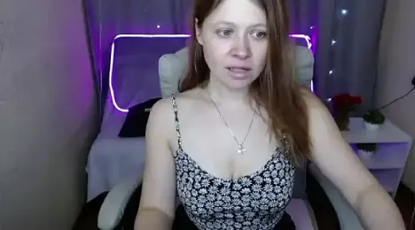 alekasamui webcam stripchat model stream image
