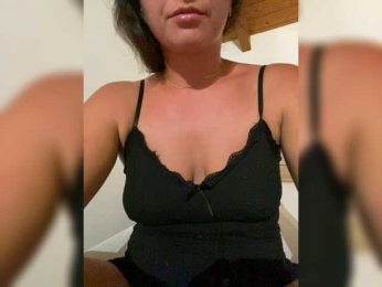 BlackCherry-1 webcam model stream image