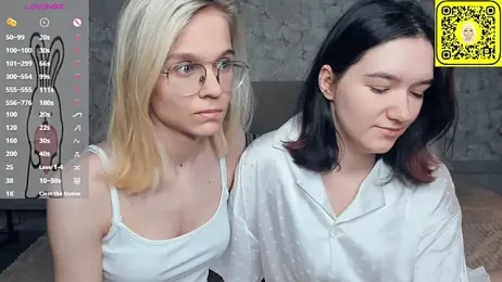 KarinStfleur webcam model stream image