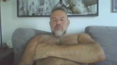 bear70s webcam model stream image