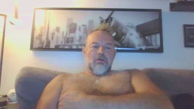 bear70s webcam model stream image