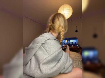 Nikammmm webcam model stream image