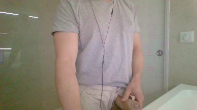 queue22 webcam cam4 model stream image