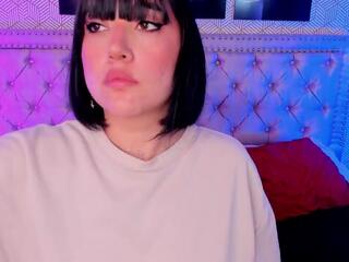 Samantha Walle webcam model stream image
