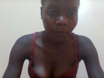 Naughtyher webcam model stream image