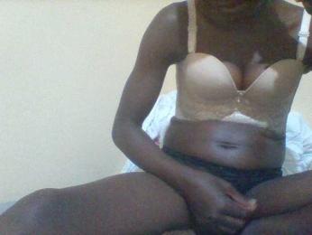 Naughtyher webcam bongacams model stream image