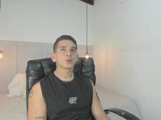 Nathan Matthers webcam model stream image