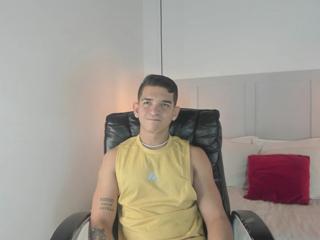 Nathan Matthers webcam model stream image