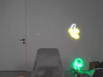 velvettgirl webcam model stream image