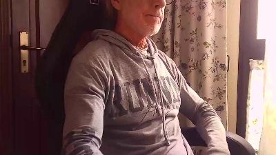 maltas2 webcam model stream image