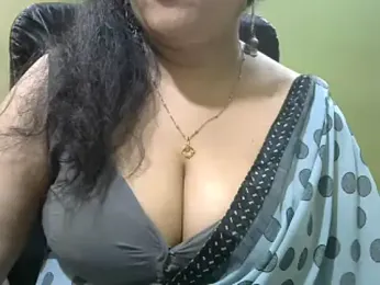 Little_dolls71 webcam preview