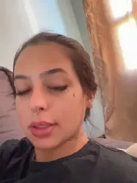 jujuarantes__2026 webcam model stream image