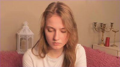 LynneRencher webcam model stream image