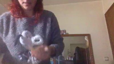 Arielviolet webcam model stream image