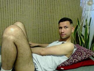 Michaell Spinelly webcam model stream image