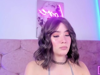 lunar-leen webcam model stream image