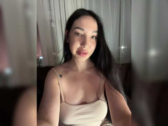 Milanna webcam model stream image