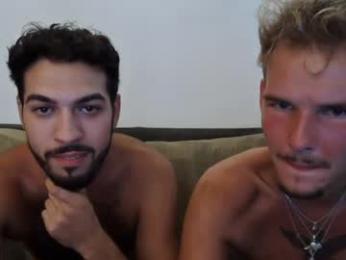 blondiexbrunette webcam model stream image