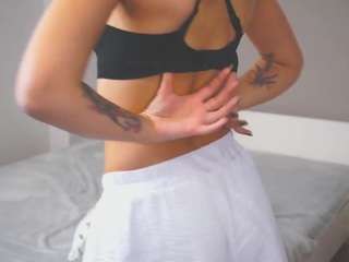 shariewalder webcam model stream image