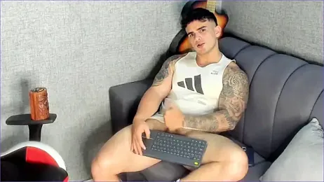 Ricardogo19 webcam model stream image