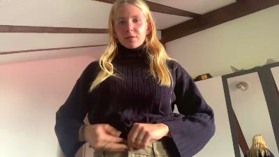 Lovleytitts2519 webcam model stream image