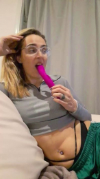 Shirlita2 webcam model stream image
