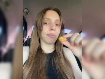 KisaZlo webcam model stream image