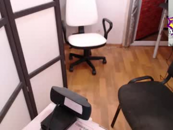 milana_sexwife webcam model stream image