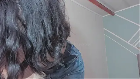 Lucy-Bluesea webcam stripchat model stream image