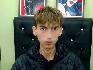 ttimy-x-boy webcam model stream image
