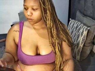 goldenpussyxoxo webcam preview