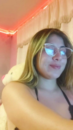 ilonka_Ui webcam model stream image