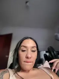 __IRIS__ webcam model stream image