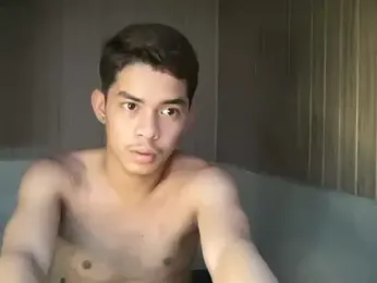 yourhotasian_jhonpol16 webcam model stream image