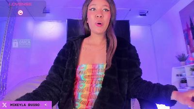 Mikeyla_Russo_ webcam cam4 model stream image