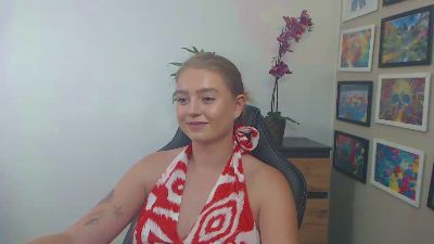erica_forever webcam cam4 model stream image