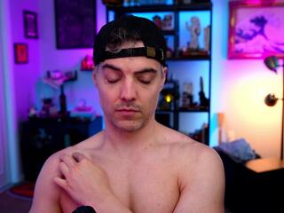 Max Hughes webcam model stream image
