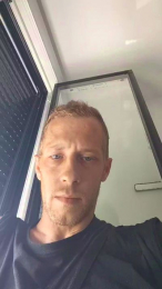 Yeaah webcam model stream image