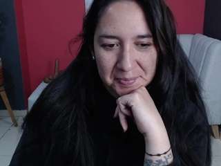 hot-white-snows webcam model stream image