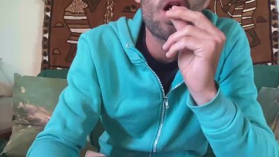 Redthommy webcam model stream image