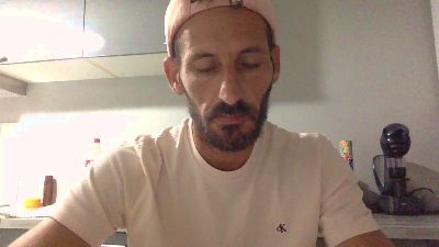 mec762586 webcam model stream image