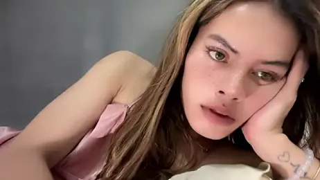 xqueensatisfaction69x webcam stripchat model stream image